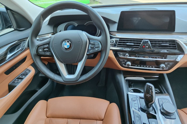 2020 BMW 6 серии с пробегом 55 532 км