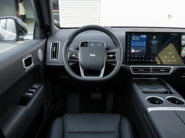 2023 Li Auto (Lixiang) L7 без пробега
