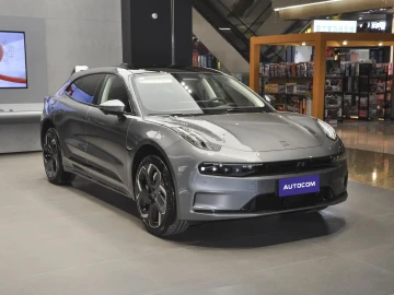 2023 Zeekr 001 без пробега