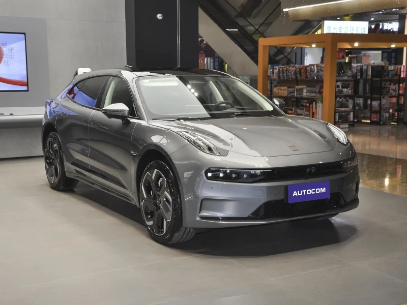 2023 Zeekr 001 без пробега