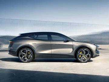 2023 Lotus Eletre без пробега