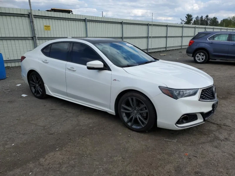 2020 Acura TLX с пробегом 83 482 км