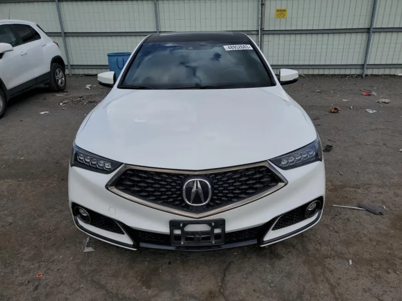 2020 Acura TLX с пробегом 83 482 км