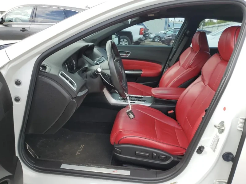 2020 Acura TLX с пробегом 83 482 км