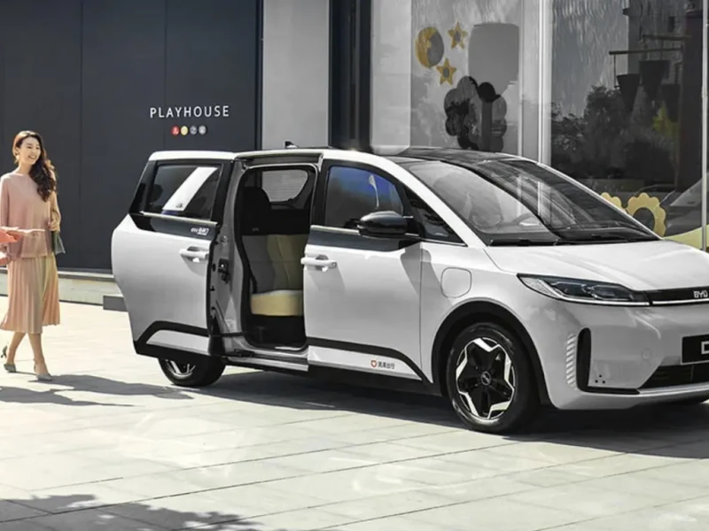 2023 BYD D1 без пробега