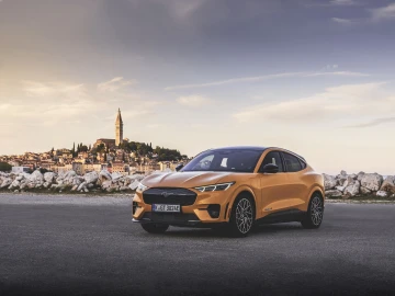 2023 Ford Mustang Mach-E без пробега