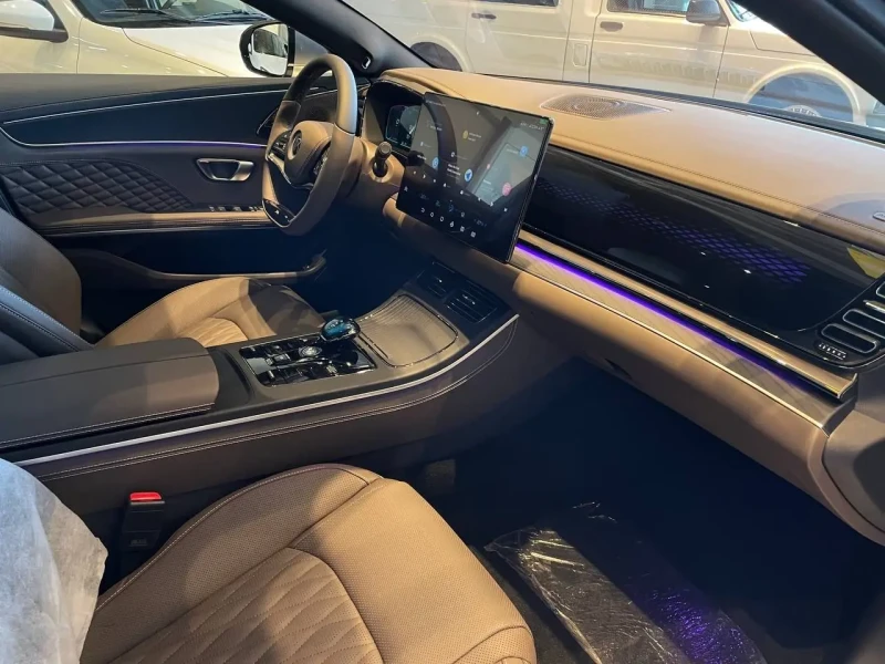 2024 BYD Han с пробегом 73 км
