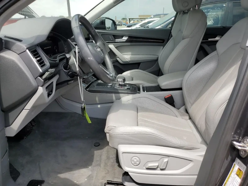 2020 Audi Q5 с пробегом 38 400 км