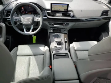 2020 Audi Q5 с пробегом 38 400 км