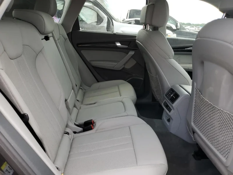 2020 Audi Q5 с пробегом 38 400 км