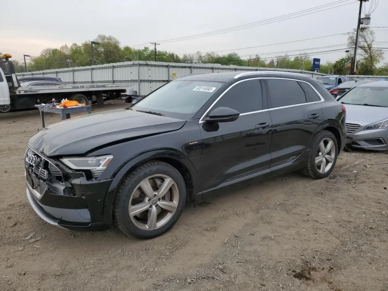 2020 Audi e-tron с пробегом 52 102 км
