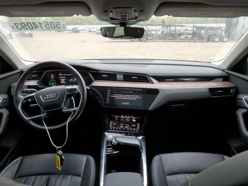2020 Audi e-tron с пробегом 52 102 км