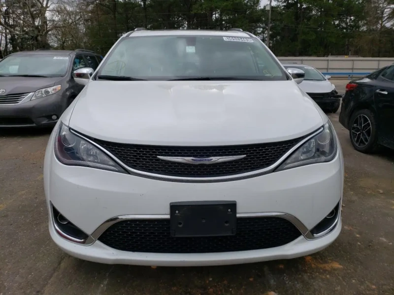 2020 Chrysler Pacifica с пробегом 83 384 км