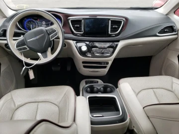 2020 Chrysler Pacifica с пробегом 83 384 км