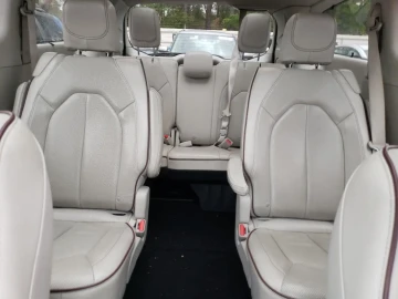 2020 Chrysler Pacifica с пробегом 83 384 км