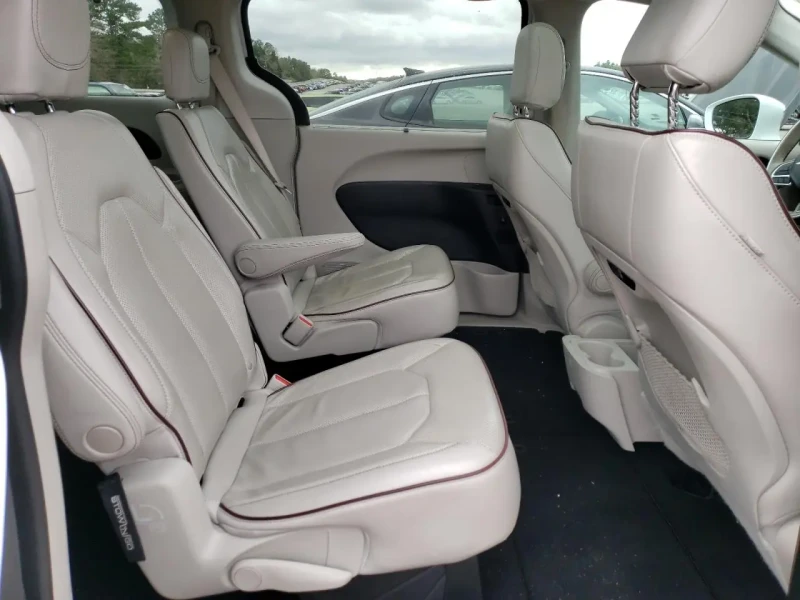 2020 Chrysler Pacifica с пробегом 83 384 км