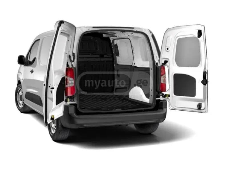 2023 Citroen Berlingo с пробегом 50 км