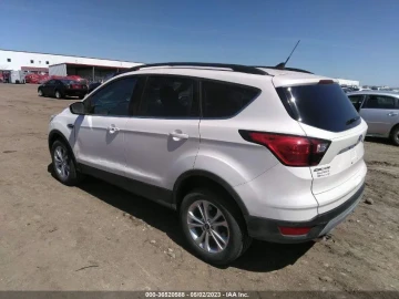 2020 Ford Escape с пробегом 40 170 км