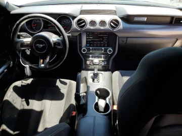 2020 Ford Mustang с пробегом 74 506 км