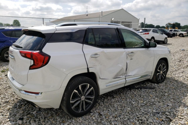 2020 GMC Terrain Denali с пробегом 85 621 км