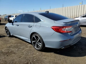 2020 Honda Accord с пробегом 100 000 км