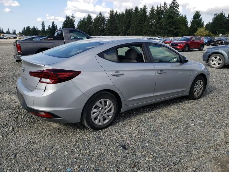 2020 Hyundai Elantra с пробегом 88 380 км