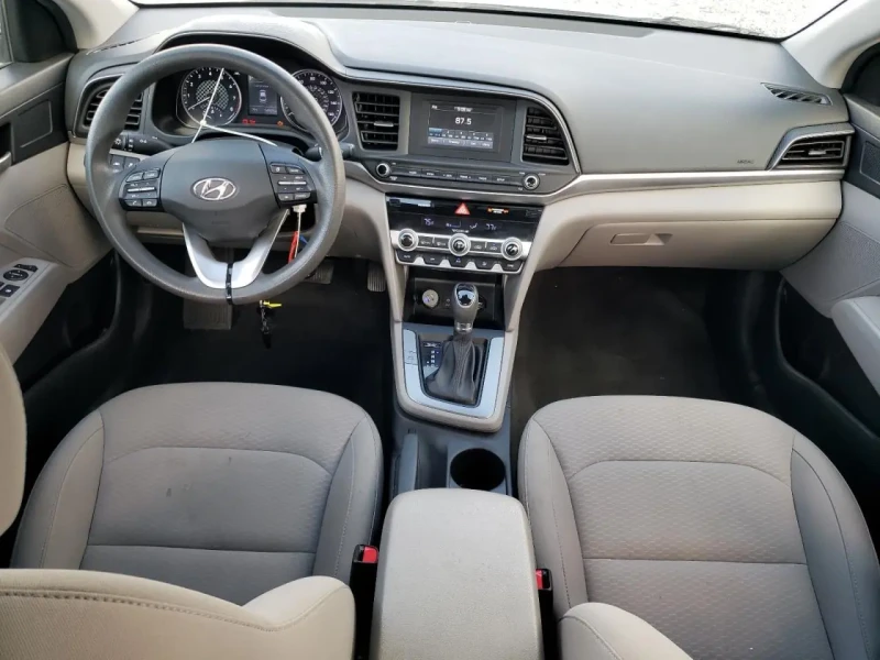 2020 Hyundai Elantra с пробегом 88 380 км