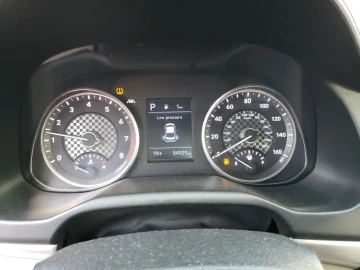 2020 Hyundai Elantra с пробегом 88 380 км