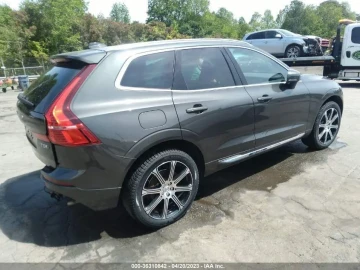 2020 Volvo XC60 с пробегом 81 853 км