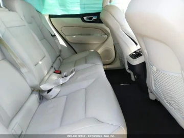 2020 Volvo XC60 с пробегом 81 853 км