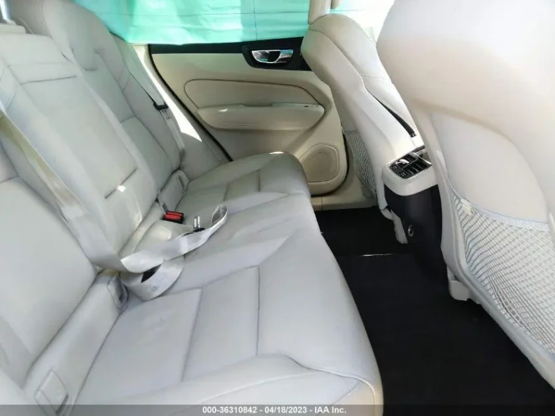 2020 Volvo XC60 с пробегом 81 853 км