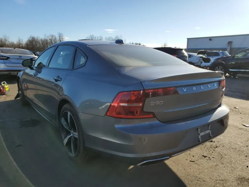 2020 Volvo S90 с пробегом 86 723 км