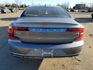 2020 Volvo S90 с пробегом 86 723 км