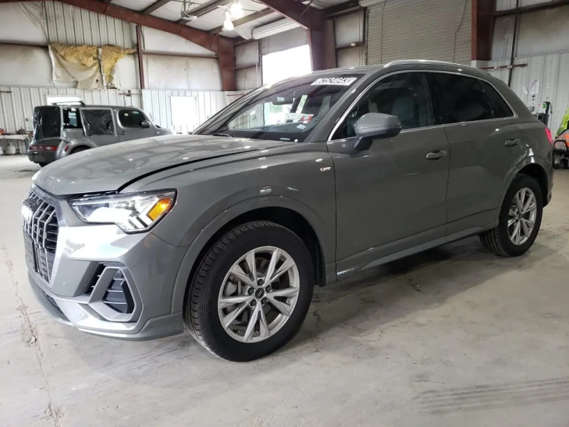 2023 Audi Q3 с пробегом 9 562 км
