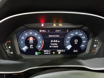 2023 Audi Q3 с пробегом 9 562 км