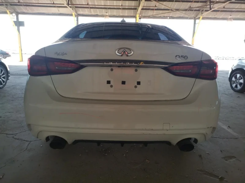 2020 Infiniti Q50 с пробегом 75 356 км