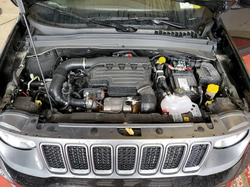 2022 Jeep Renegade с пробегом 12 857 км