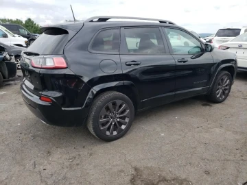 2020 Jeep Cherokee с пробегом 61 988 км