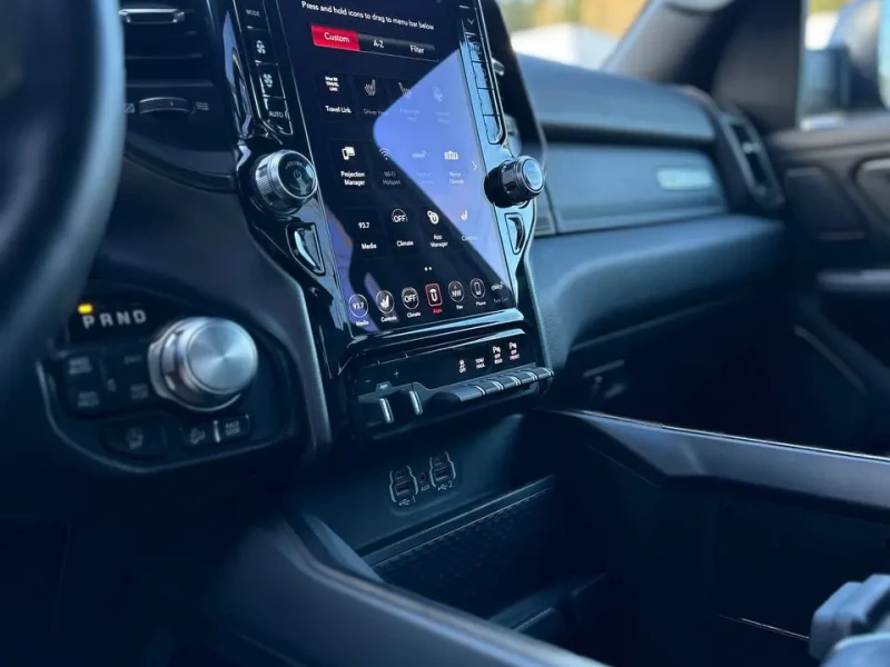 2021 Ram 1500 с пробегом 53 000 км