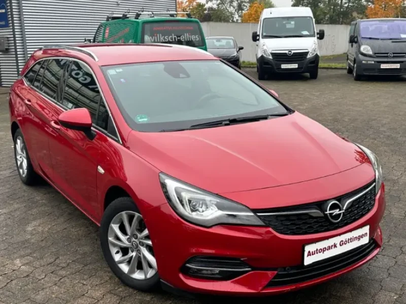 2020 Opel Astra с пробегом 65 068 км