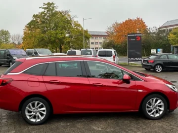2020 Opel Astra с пробегом 65 068 км