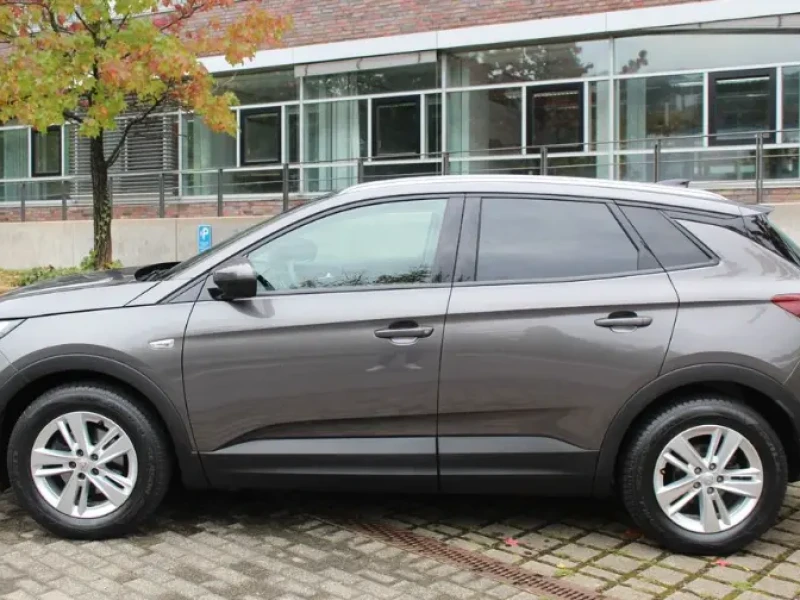 2020 Opel Grandland с пробегом 96 100 км