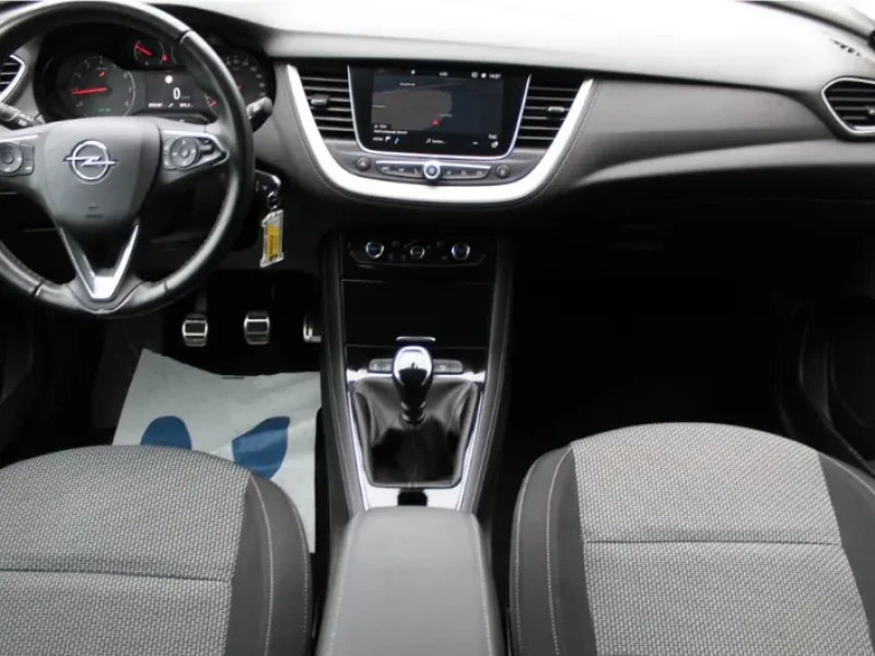 2020 Opel Grandland с пробегом 96 100 км