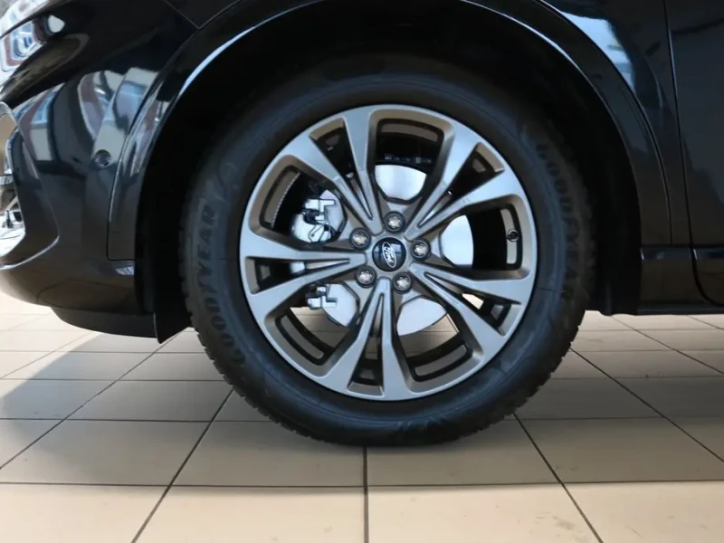 2023 Ford Kuga с пробегом 50 км