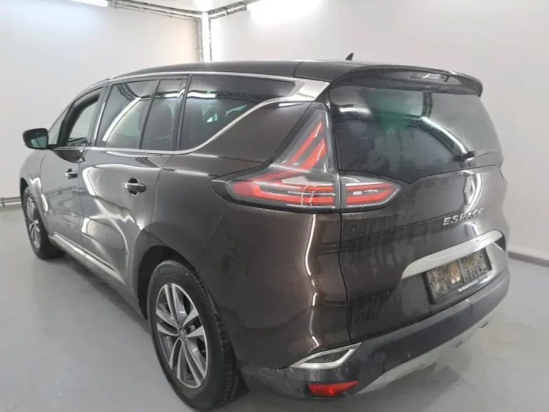  Espace