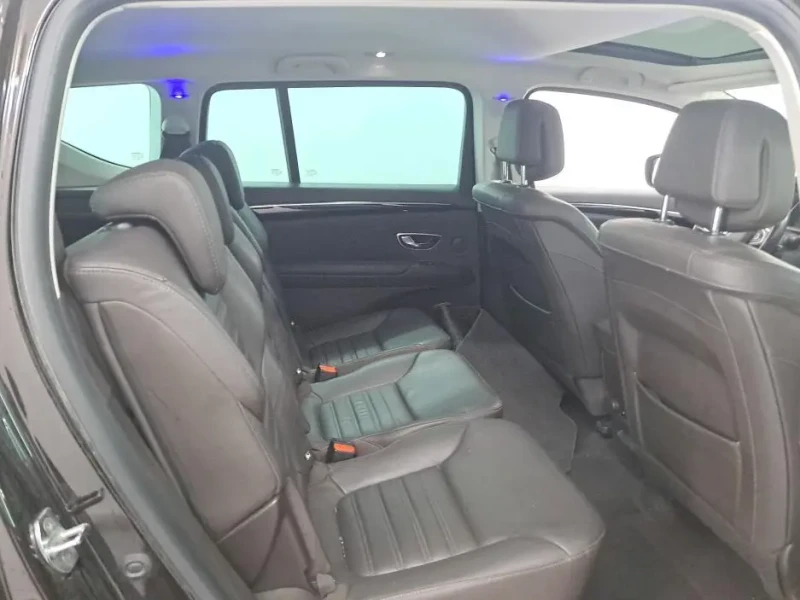  Espace