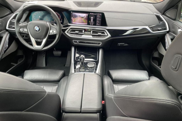 2020 BMW X6 с пробегом 66 800 км