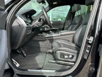 2020 BMW X7 с пробегом 73 300 км