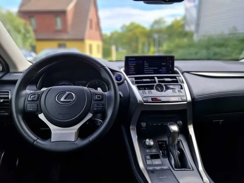 2021 Lexus NX с пробегом 53 700 км
