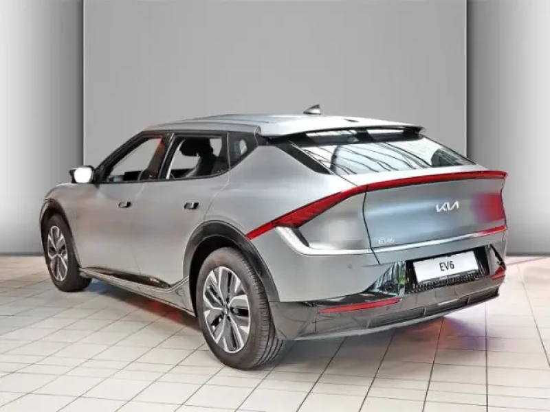 2022 Kia EV6 с пробегом 11 500 км
